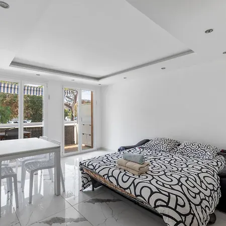 公寓 Au Coeur De Juan Les Pins L'empire 8 Couchages