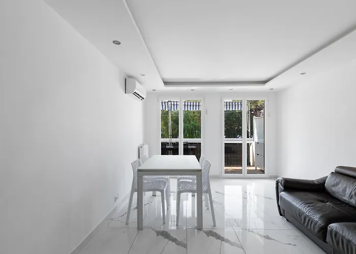 公寓 Au Coeur De Juan Les Pins L'empire 8 Couchages *